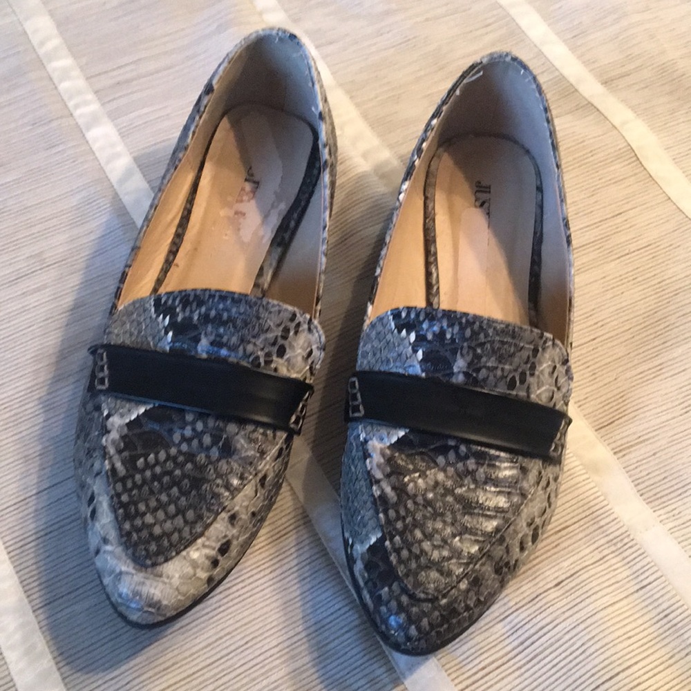 Snakeskin Print Slip-on Loafers